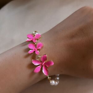 vintage flower bracelet A541